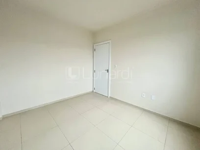 Foto Apartamento com 2 Dormitórios