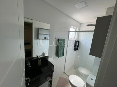 Foto Apartamento com 2 Dormitórios
