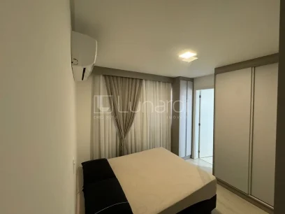 Foto Apartamento com 2 Dormitórios