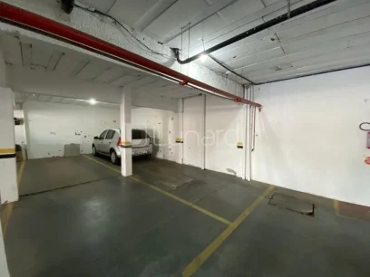 Foto Apartamento com 2 Dormitórios