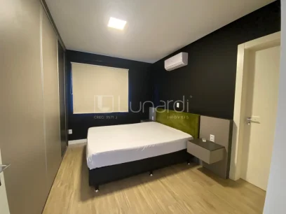 Foto Apartamento com 2 Dormitórios
