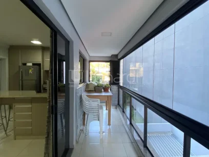 Foto Apartamento com 3 Dormitórios