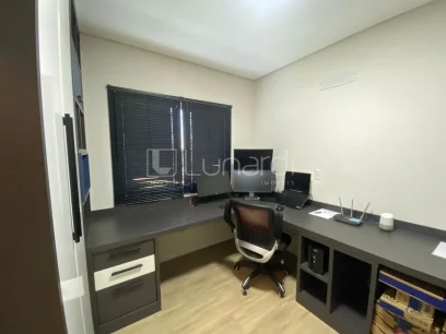 Foto Apartamento com 2 Dormitórios