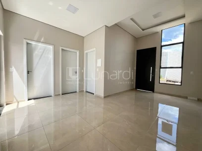Foto Casa com 2 Dormitórios