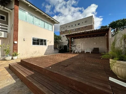 Foto Casa com 3 Dormitórios