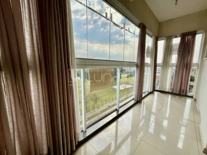 Foto Apartamento com 2 Dormitórios