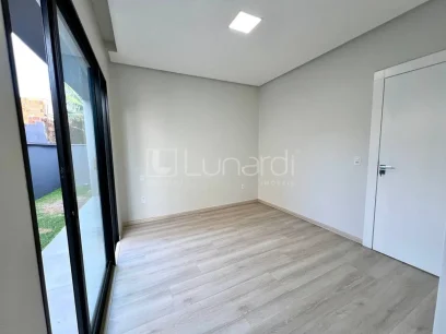 Foto Casa com 3 Suítes