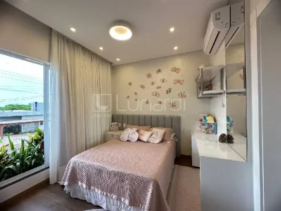 Foto Casa com 3 Suítes