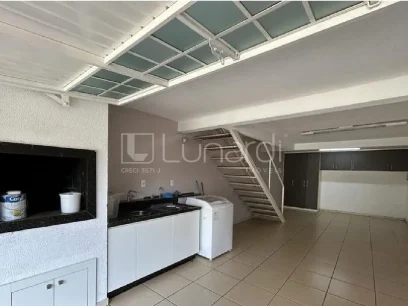 Foto Sobrado com 2 Suítes