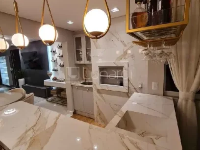 Foto Apartamento com 2 Dormitórios