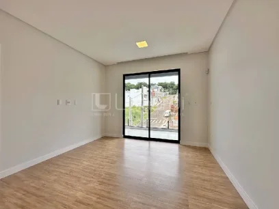 Foto Casa com 3 Suítes