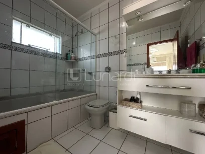 Foto Casa com 3 Dormitórios