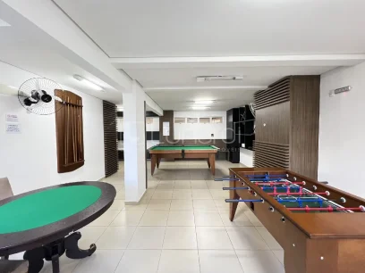 Foto Apartamento com 2 Dormitórios