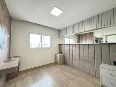 Foto Apartamento com 3 Dormitórios