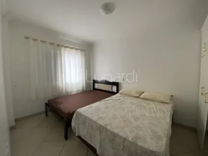 Foto Apartamento com 2 Dormitórios