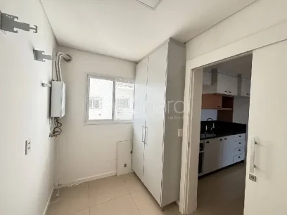 Foto Apartamento com 3 Dormitórios