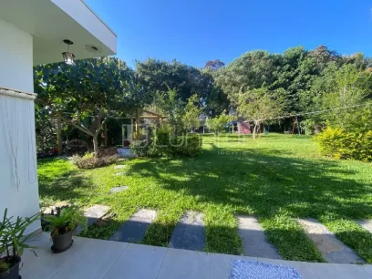 Foto Casa com 3 Dormitórios