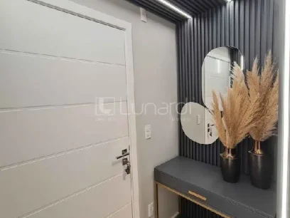 Foto Apartamento com 2 Dormitórios