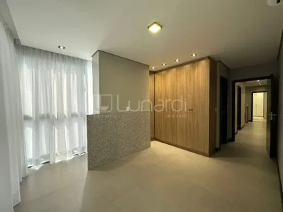 Foto Apartamento Duplex com 3 Suítes