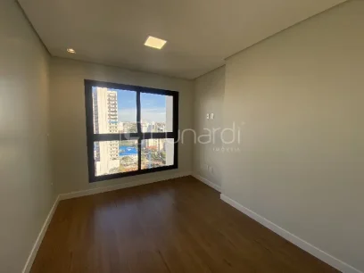 Foto Apartamento com 3 Suítes