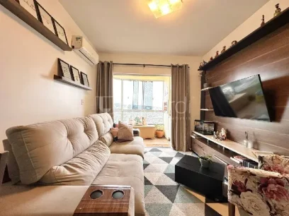 Foto Apartamento com 2 Dormitórios