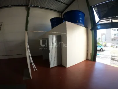 Foto Barracão