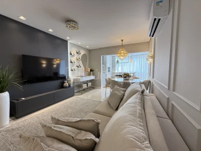 Foto Apartamento com 2 Dormitórios
