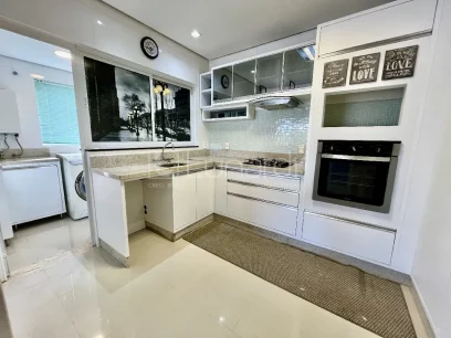 Foto Apartamento com 3 Dormitórios