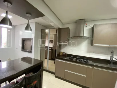 Foto Apartamento com 2 Dormitórios