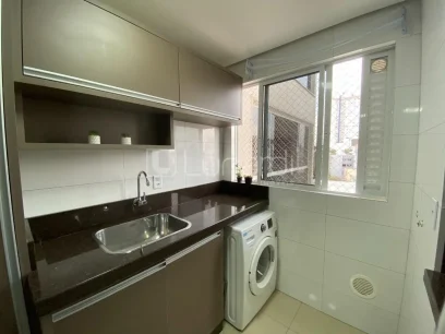Foto Apartamento com 2 Dormitórios