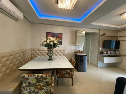 Foto Apartamento com 2 Dormitórios