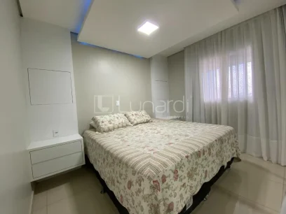 Foto Apartamento com 2 Dormitórios