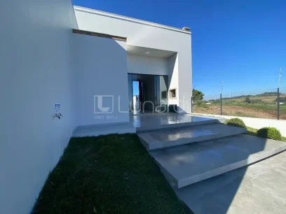 Foto Casa com 2 Dormitórios