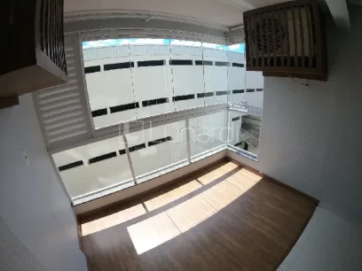 Foto Apartamento com 3 Dormitórios