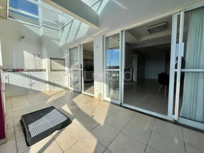 Foto Apartamento com 3 Dormitórios