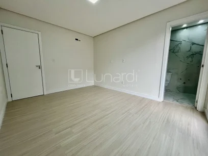 Foto Casa com 3 Suítes