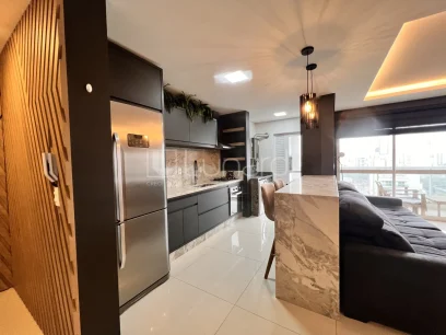 Foto Apartamento com 2 Dormitórios