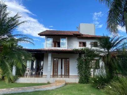 Foto Casa com 2 Suítes