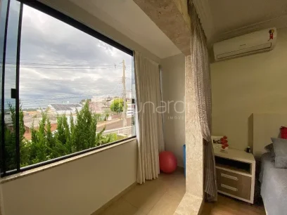 Foto Casa com 3 Suítes