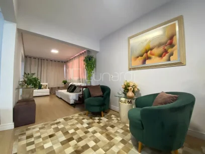 Foto Casa com 3 Suítes