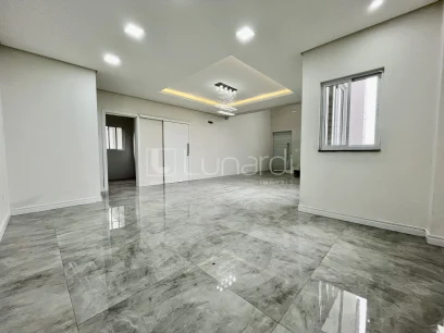 Foto Casa com 3 Suítes