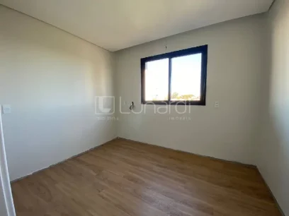 Foto Apartamento com 2 Dormitórios