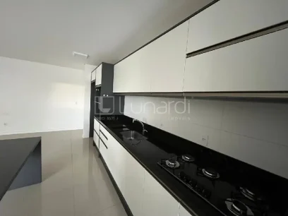 Foto Apartamento com 2 Suítes