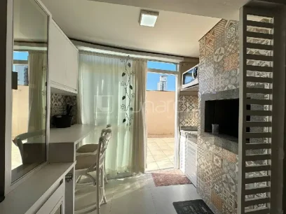 Foto Apartamento com 2 Dormitórios