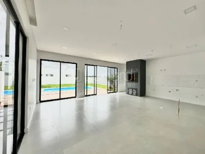 Foto Casa com 3 Suítes