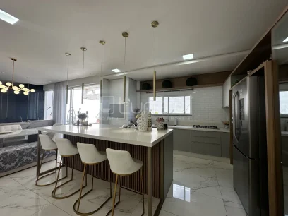 Foto Casa com 4 Suítes