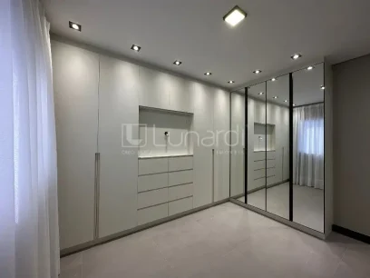 Foto Apartamento Duplex com 3 Suítes