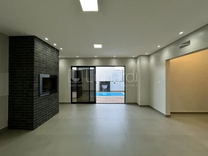 Foto Casa com 3 Dormitórios