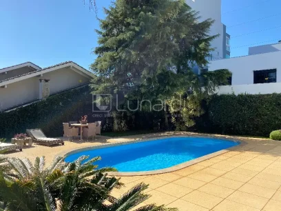Foto Casa com 4 Suítes