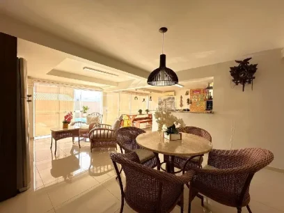 Foto Casa com 3 Dormitórios